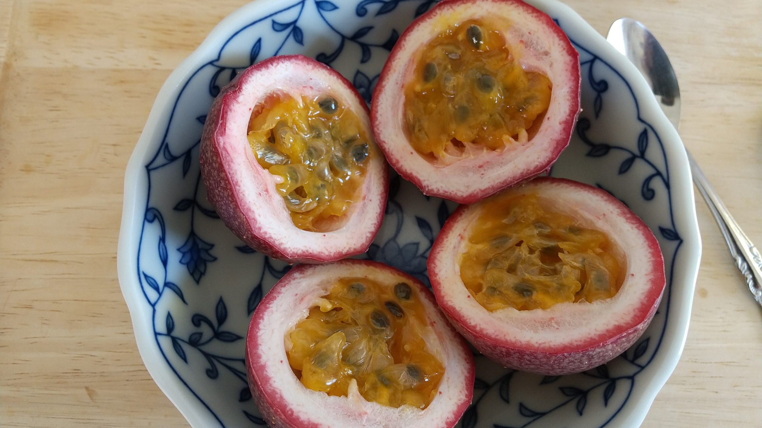 パッションフルーツ-サマークイーン果物